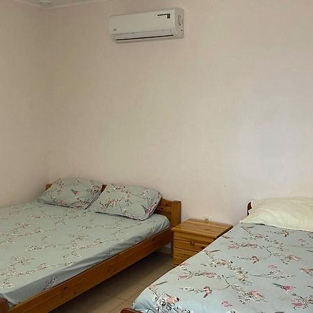 Mini-Hotel Luch โอเดสซา ภายนอก รูปภาพ