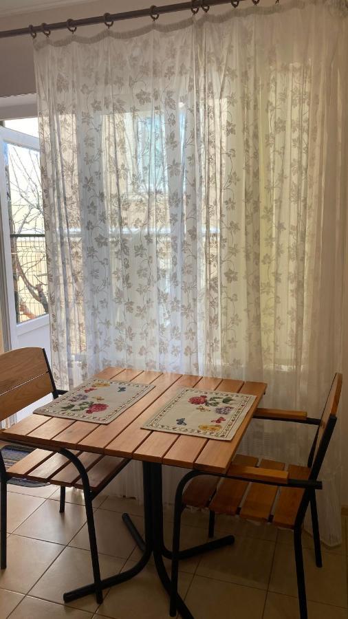 Mini-Hotel Luch โอเดสซา ภายนอก รูปภาพ